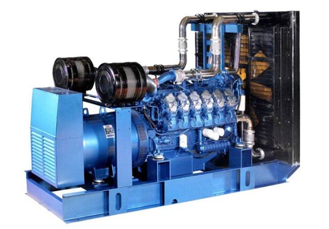 信阳康明斯30kw小型柴油二手发电机组